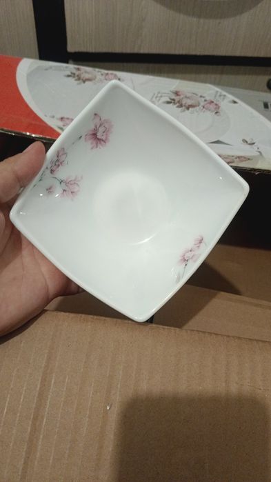 Набор пасуды 12персона 84предмета новая