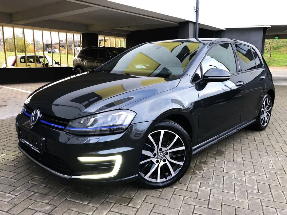 Volkswagen Golf GTE*PluginHybrid*Autom*Distronic*204Cai*Senzori*Led*Euro6*Top