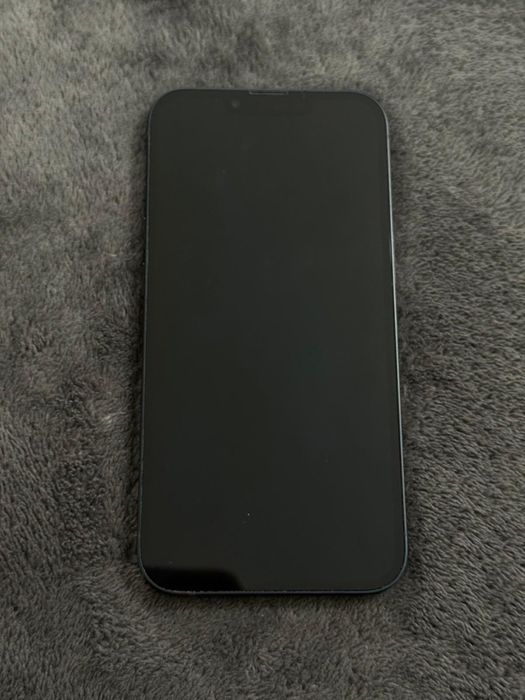 Iphone 13 - Negru Midnight, 128 gb, ca nou.