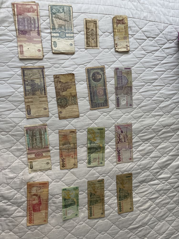 Bancnota baconte România după 1990 cele din poza