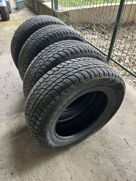 Зимни Гуми 235 65 17