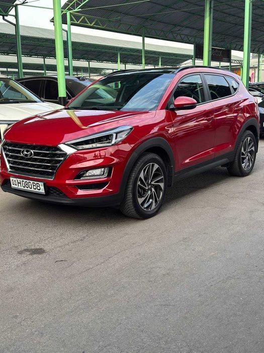 Hyundai Tucson full pazitsiya