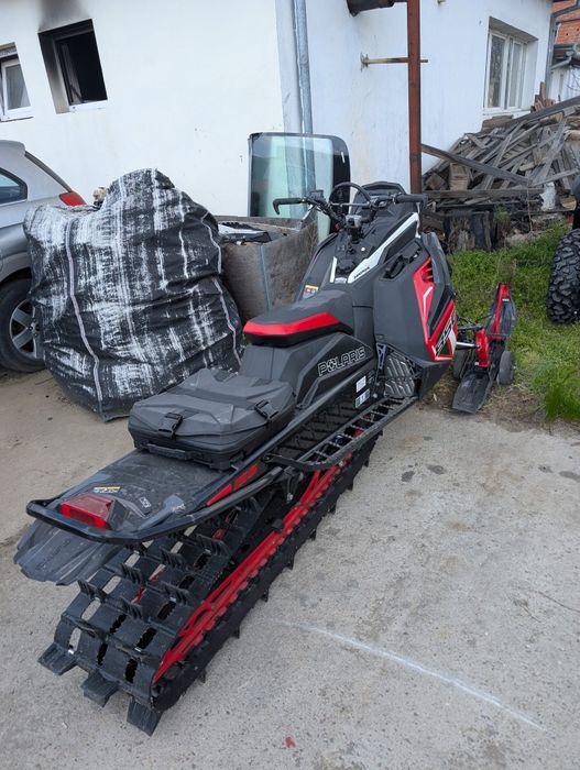 Snowmobil Polaris RMK Khaos 850 2023