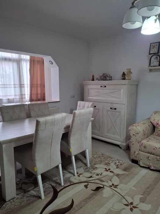 Apartament 4 camere, decomandat, Trivale-2 locuri de parcare+boxă