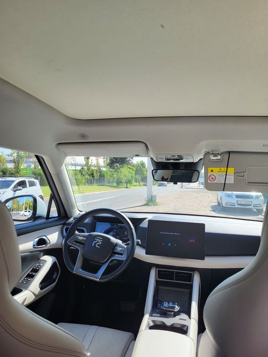 BYD Yuan Up 2024 —Smart Full, HUD, адаптивный круиз, камеры 360°
