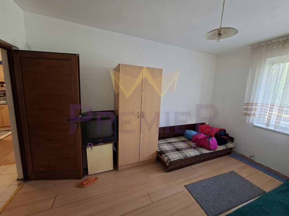 Продава се Двустаен апартамент в Варна, Базар Левски - 84 кв.м за 2191 €/кв.м - Снимка #2