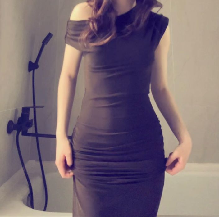 Платье от бренда Lichi