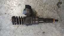 INJECTOR 1.9 D VW PASSAT B5  038130073 F