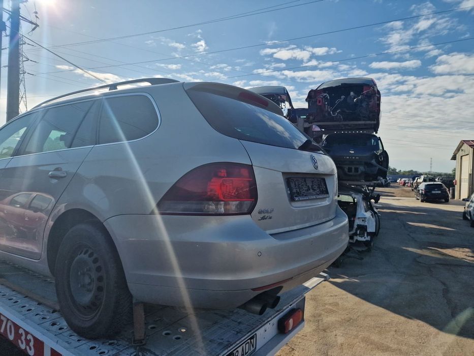 Dezmembram Vw Golf 6 Combi, an 2010, 1.4 TSI cod CAX, cutie manuala