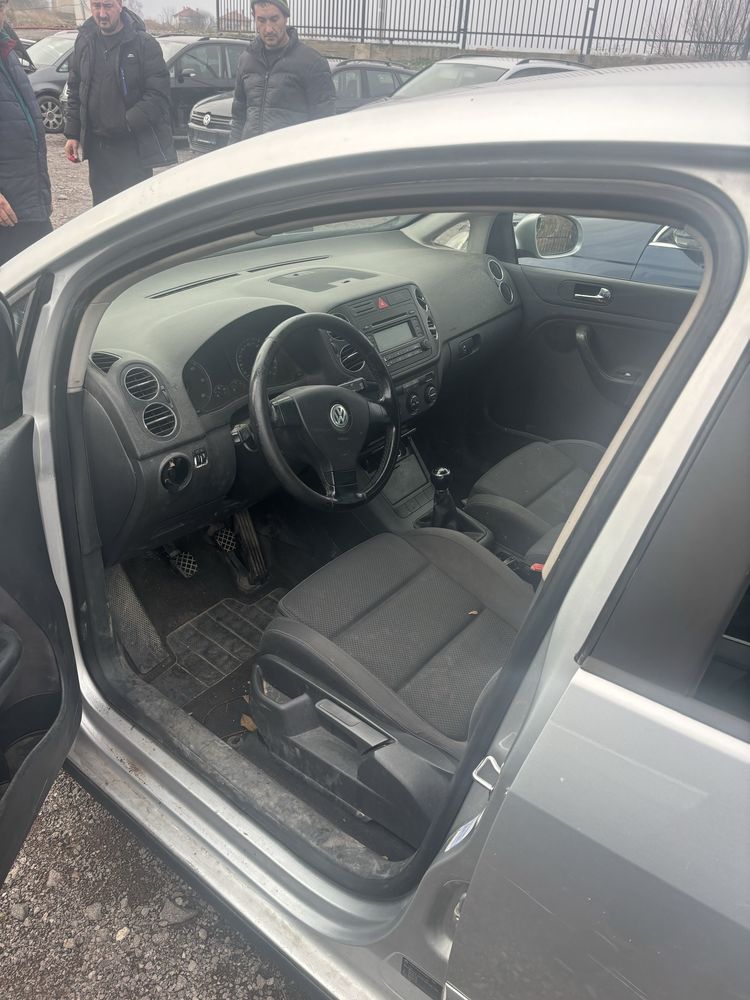 VW Golf Plus *На части*