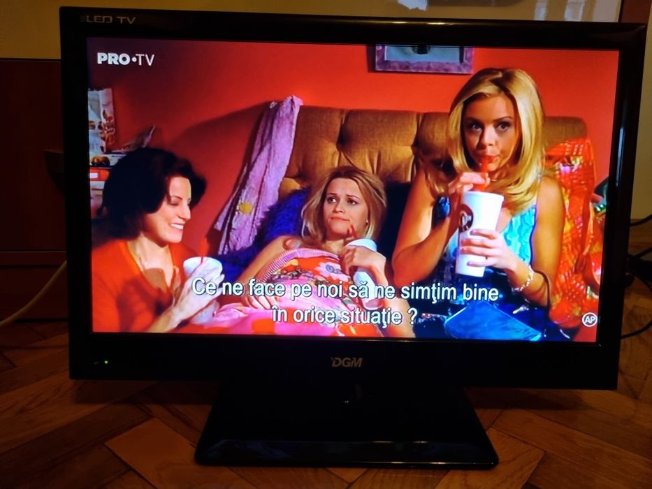 TV LED DGM 12V 22 inch cu dvd (UK)