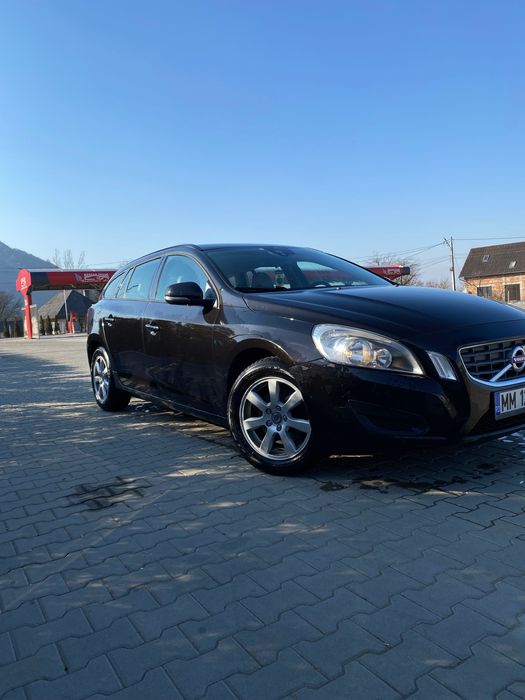 Volvo V60 1.6 D2 2012 • Stage 1 • Manuală •