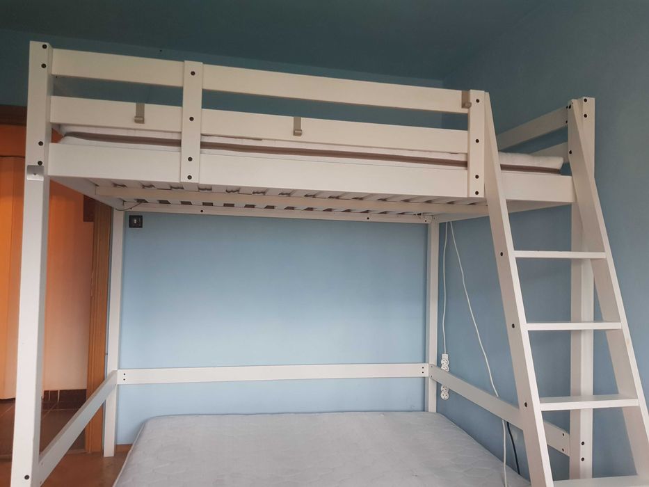 Двуетажно легло с матрак