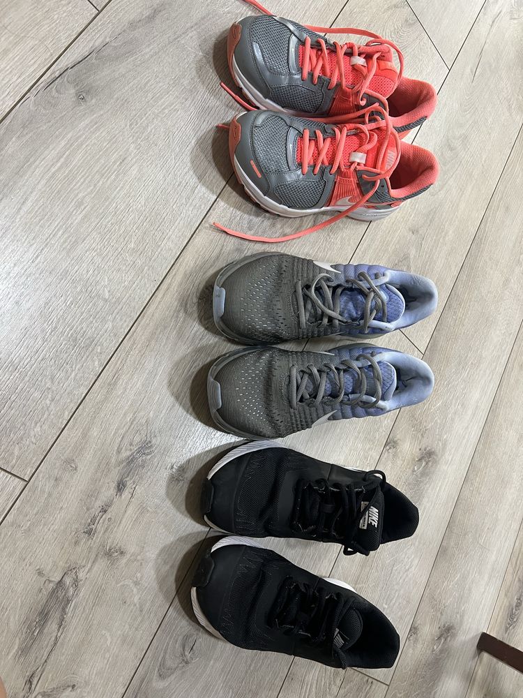 Маратонки nike номер 39