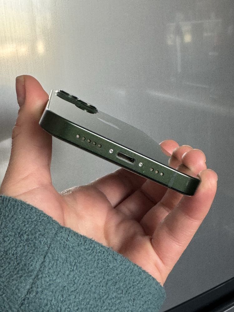 Iphone 13, 128gb в хорошем состоянии