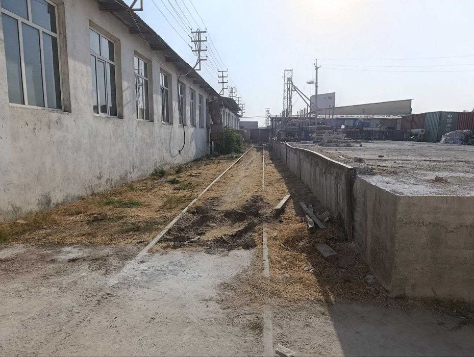 Продается база   2,6 гектар в Зангиатинском районе с жд веткой