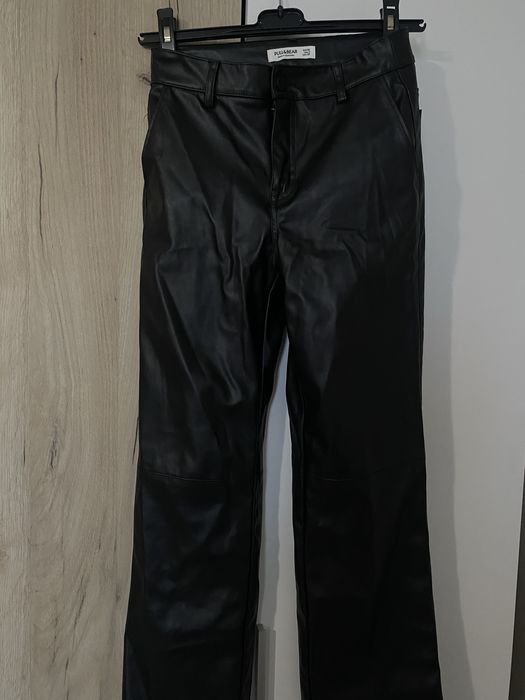 Кожен панталон PullBear 32 размер