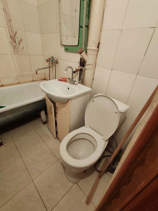 Ванна унитаз раквина сатылады