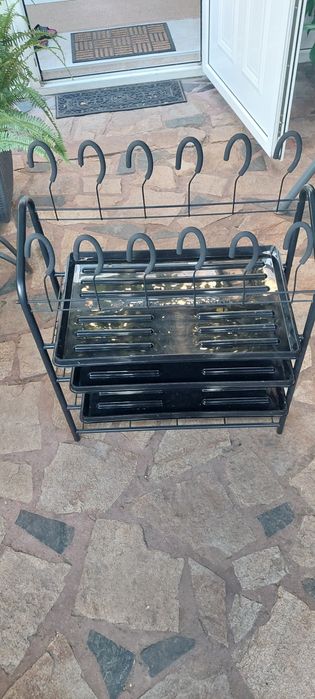 Етажерка за обувки