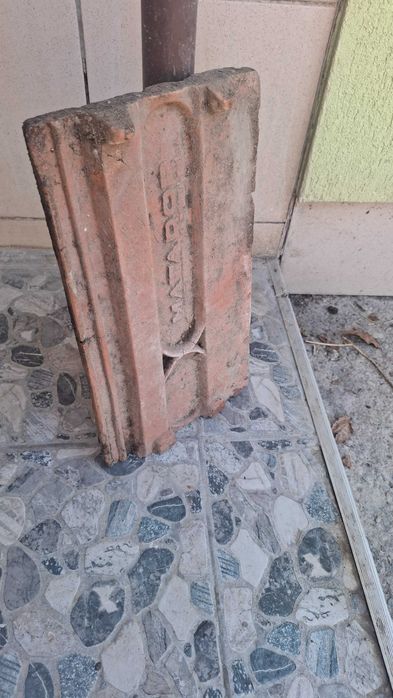 Tigla matador folosita