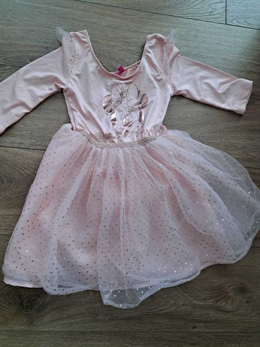 Дрешки момиче 104см