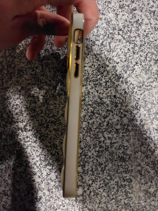 Кеис за iphone 11