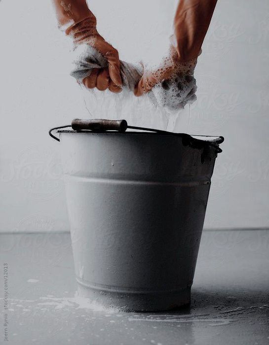 Уборка квартир домов коттеджей.произвоственых помещений.садиков и т.д