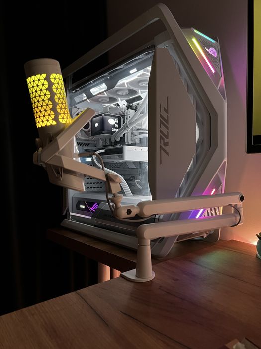 Kit microfon gaming ASUS ROG CARNYX White + brat Fifine BM88 White