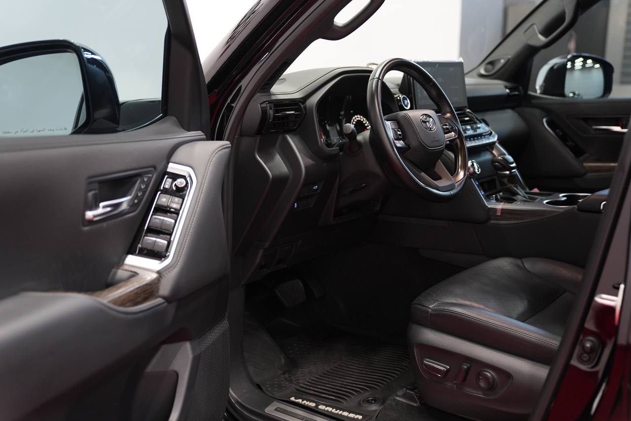 Toyota Land Cruiser 300 4.0 V6