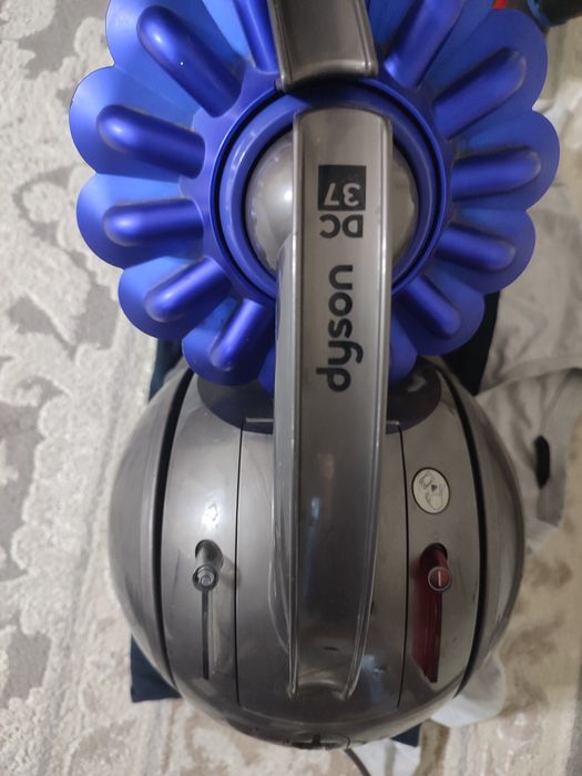 Пылесос в хорошем состоянии