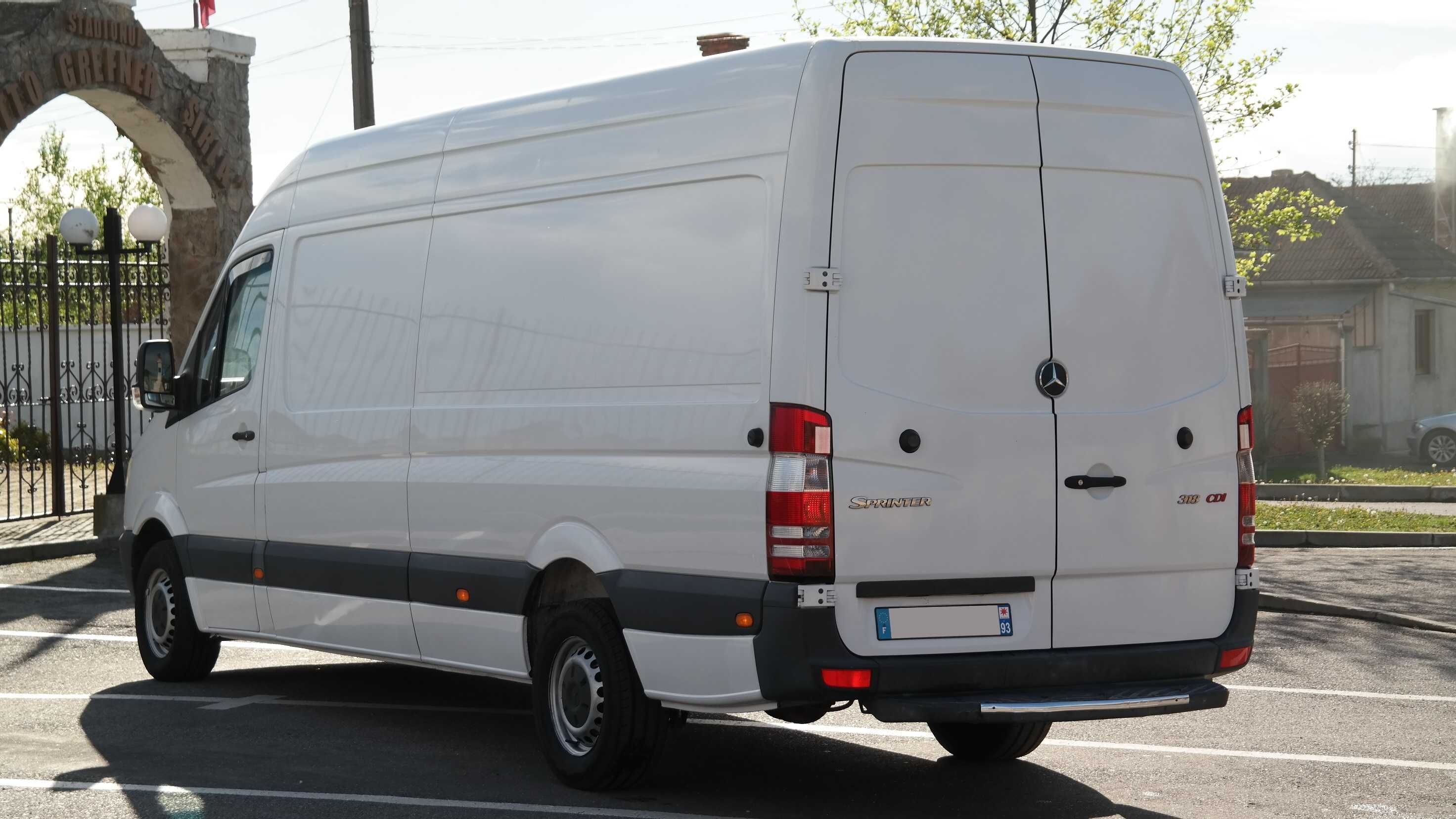 Mercedes Sprinter 318 - an 2007 luna 10, 3.0 Cdi v6  (Diesel)