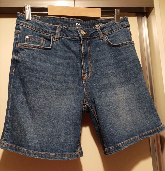 Pantaloni scurti jeans C&A albastru, mar 42 (EUR) / L