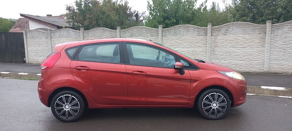Ford Fiesta 1.3 benzina impecabil