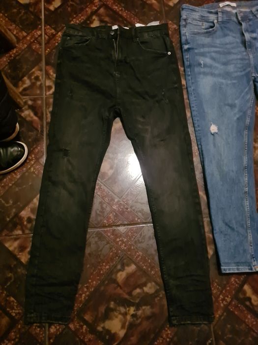 Blugi 2 perechii  la 50 lei perechea Timișoara