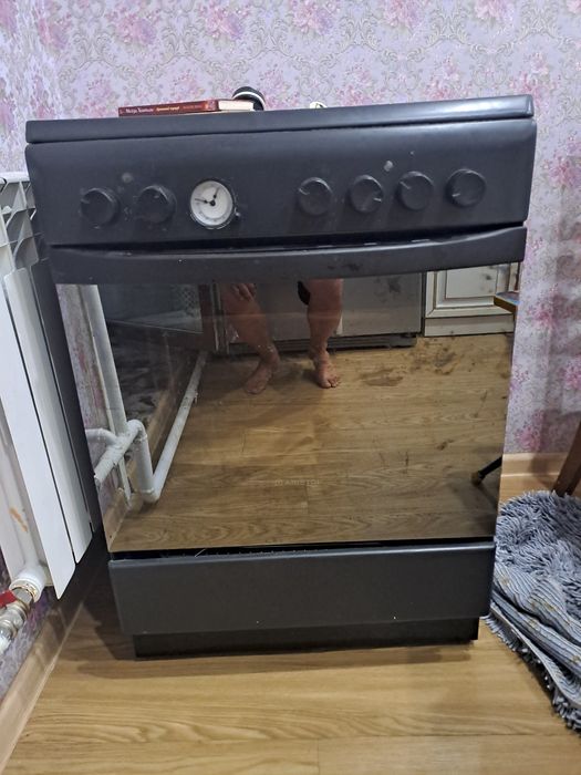 Электрическая плитка фирмы аристон