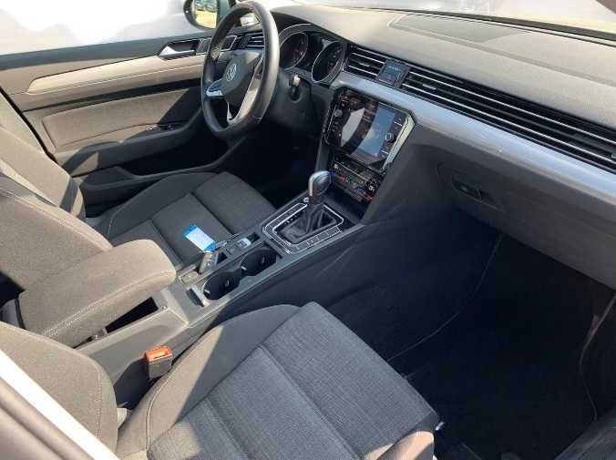 Volkswagen PASSAT 2.0 Tdi 150 cp/ DSG /Apple CarPlay/ Camera/ Full LED