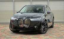 BMW iX xDrive / Distronic / Camere video 360 / Blind spot / Gold Edition
