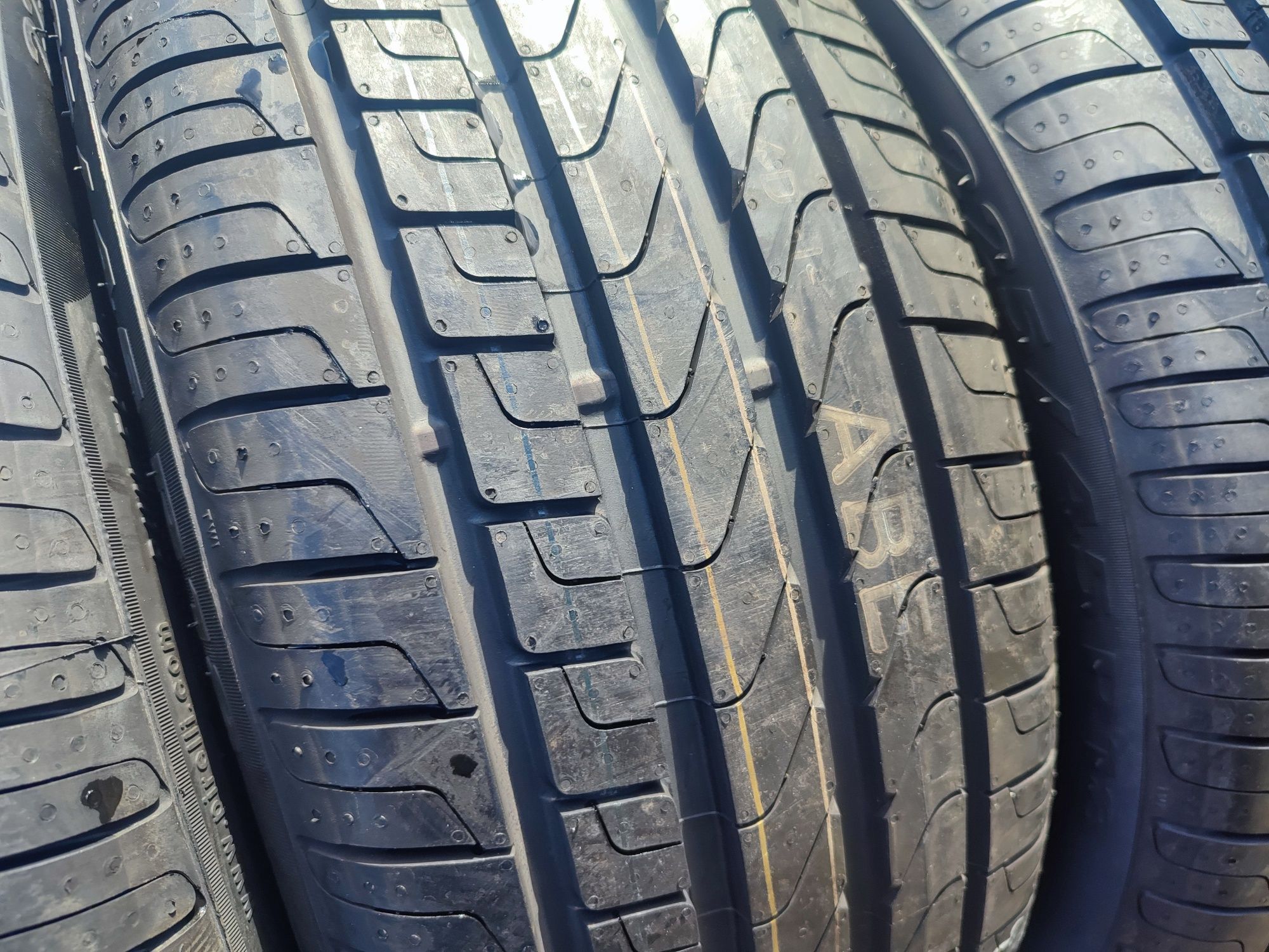 225/45/18" 4бр Pirelli cinturato p7 rft,dot1515