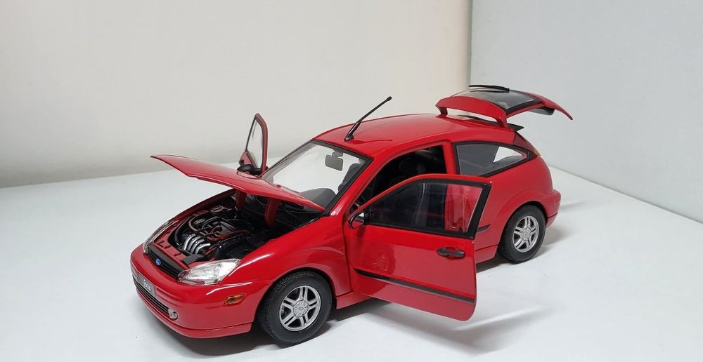 Machetă Ford Focus ZX3 1/18 Motormax