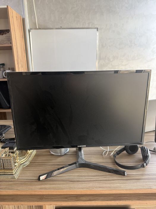 Монитор samsung 24F356