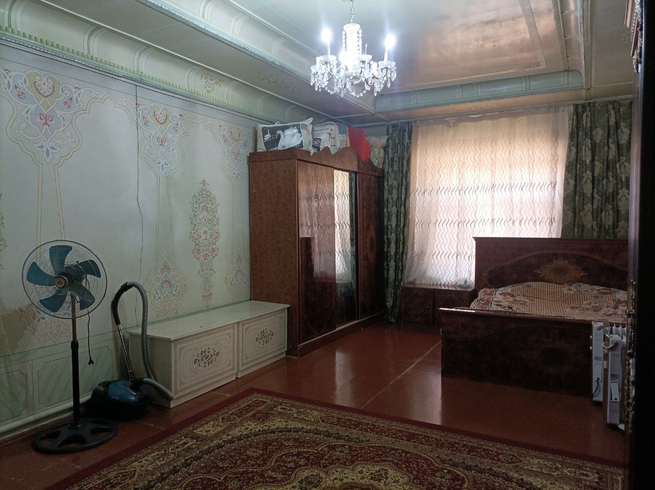 Hovli sotiladi sharoiti yaxshi