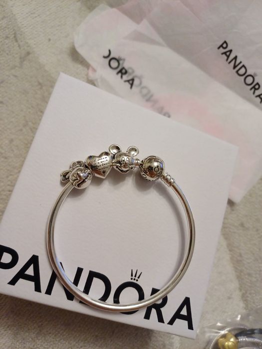 vand bratara Pandora