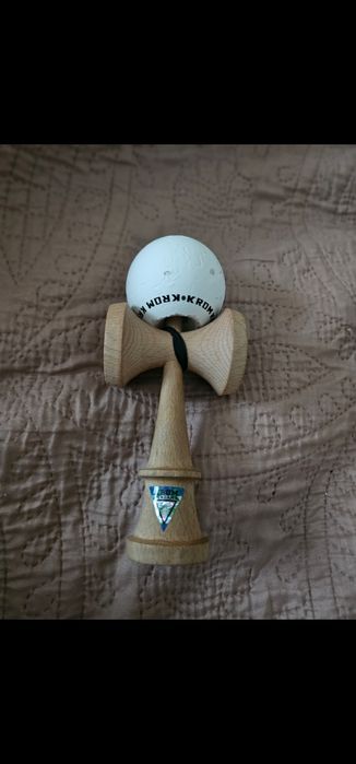 Kendama Krom Pop Rubber