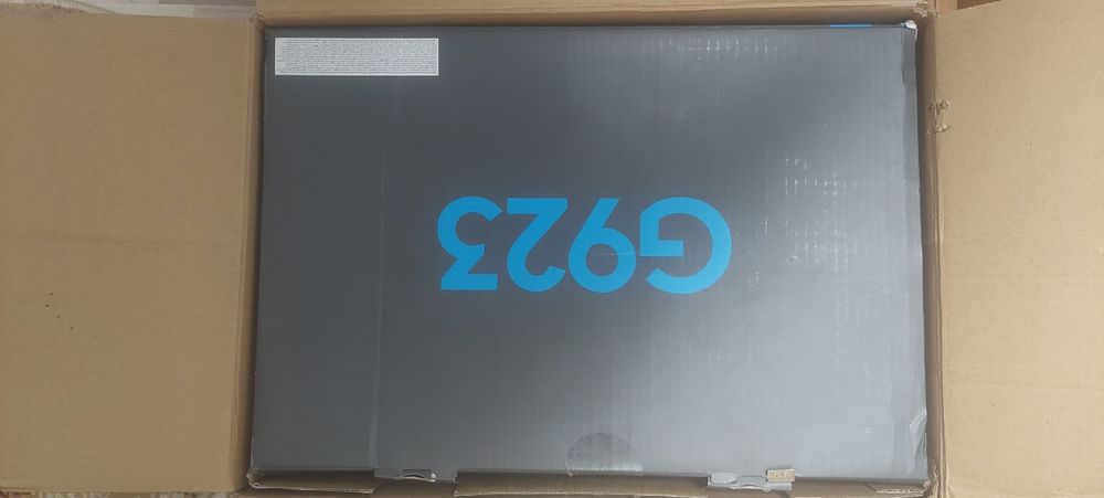Vând volan gaming Logitech g923 xbox edition