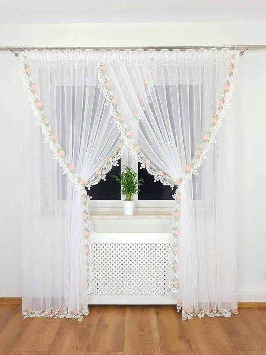 Perdele cu broderie 3d