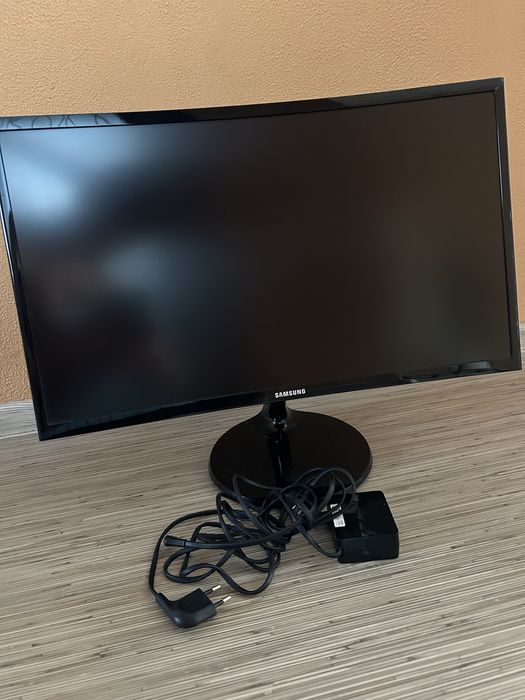 Vand Essential Monitor S3 S36GD FHD LS24D360GAUXEN