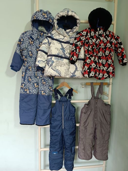 Продам на 3-5 лет в идеале по 2500.Турция Куртки