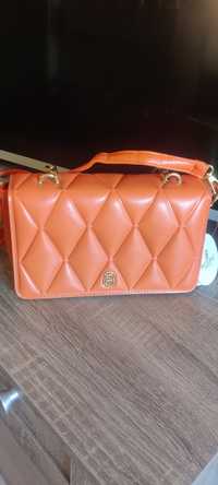 Нова оранжева дамска чанта