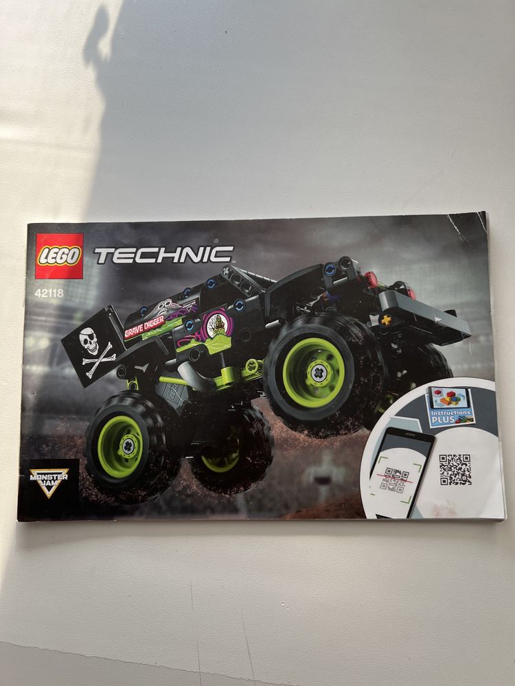 lego technic 42118 и 42147