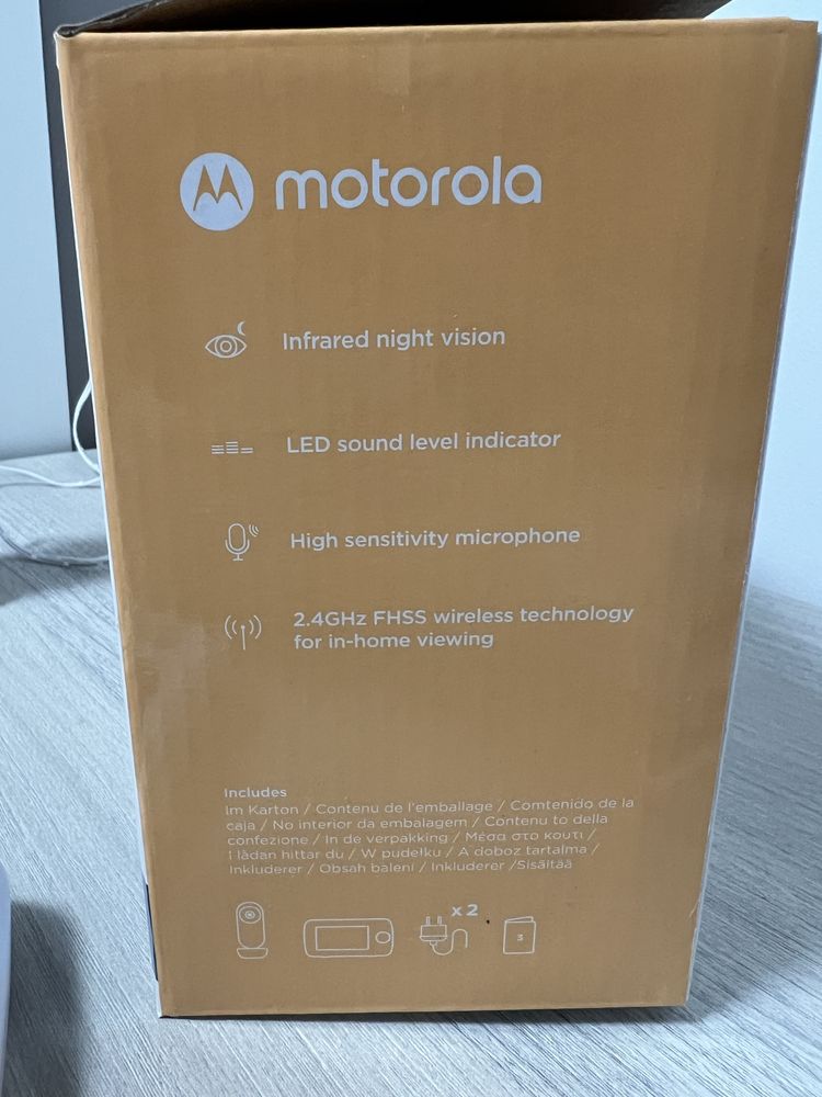 Бебефон motorola vm34